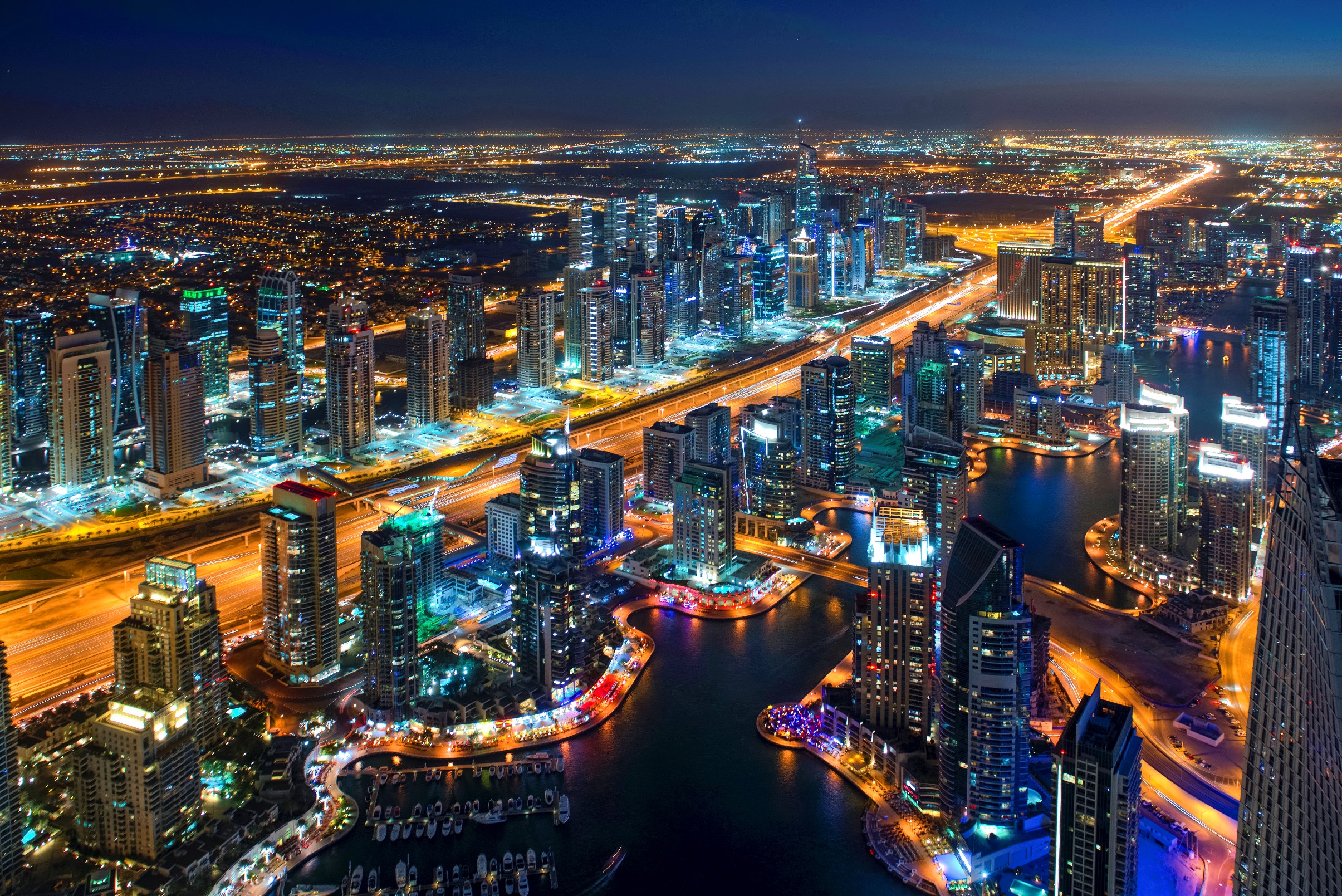Dubai - A Must-Visit Destination دبي تطلق برنامج العمل الافتراضي